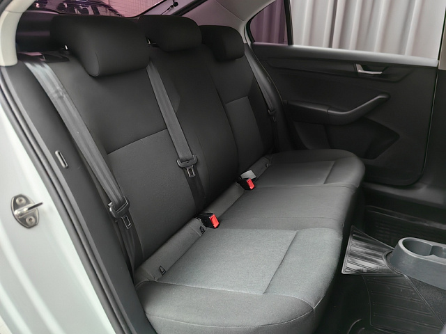 car 9