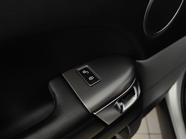 car 23