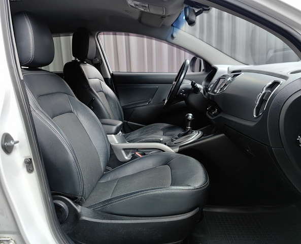 car 8