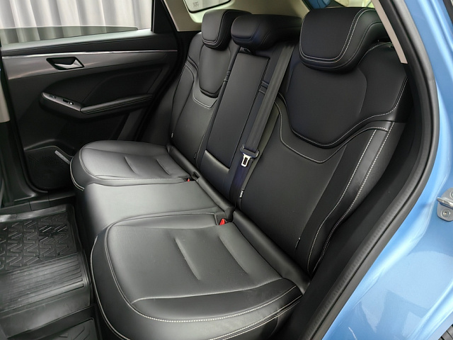 car 8