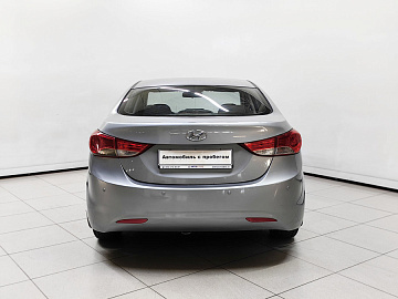 ELANTRA