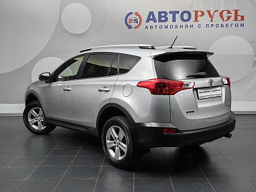 RAV4, IV (CA40)