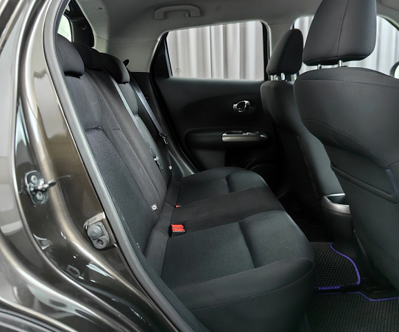 car 10
