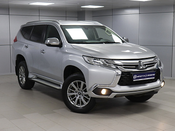 Pajero Sport, III