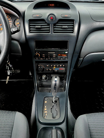 car 12
