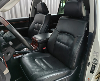Land Cruiser