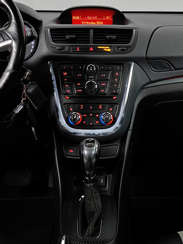 car 12