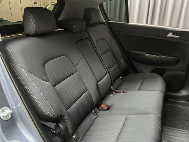 car 8