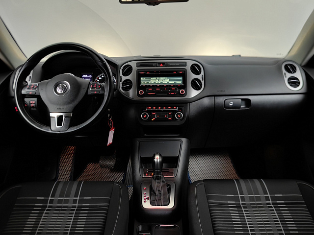 car 12