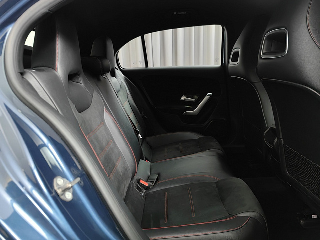 car 10