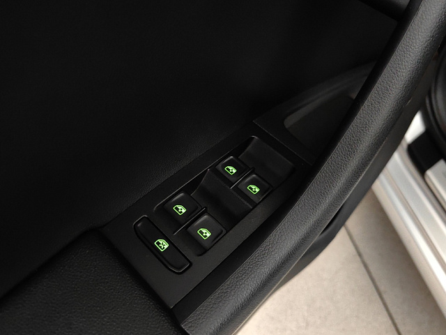 car 23