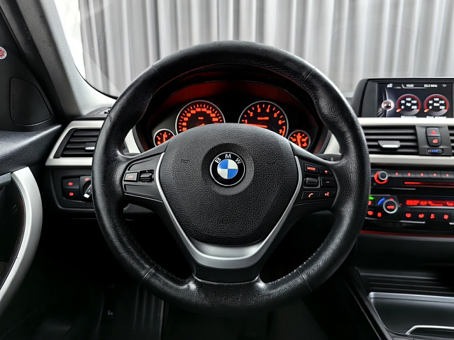 car 13