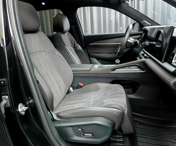car 8