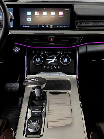 car 13
