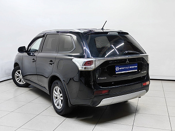 OUTLANDER