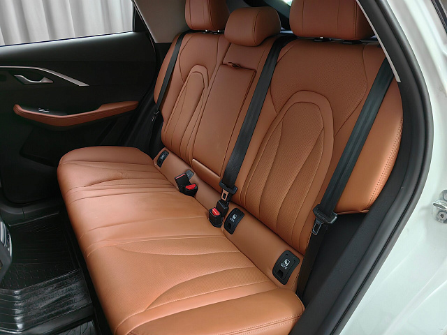 car 8