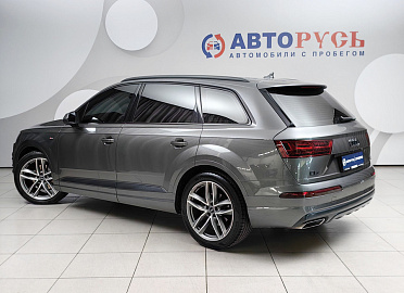 Q7
