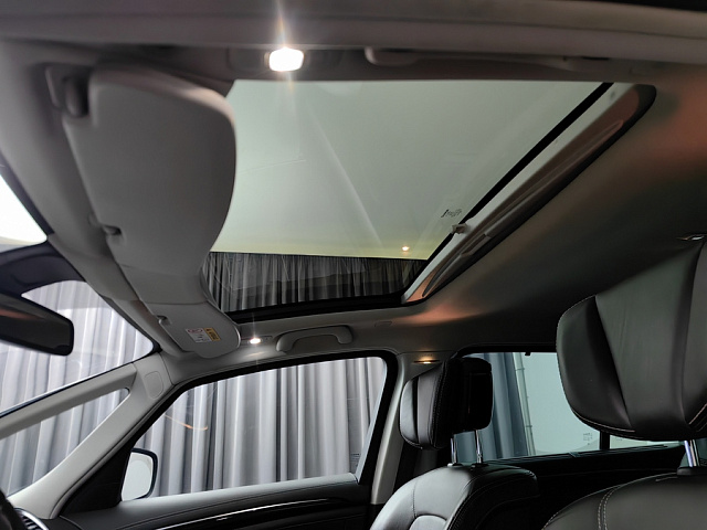 car 25