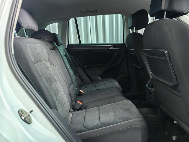 car 10