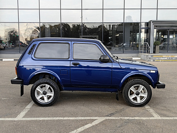 Niva Legend