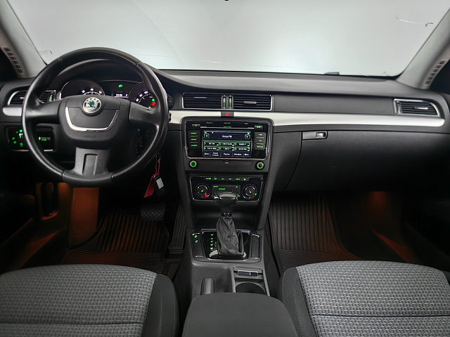 car 12