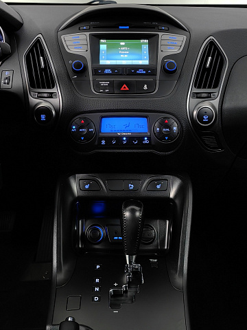 car 12