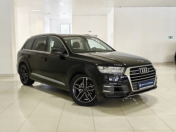 Q7