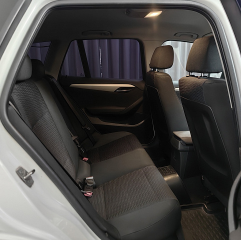 car 10
