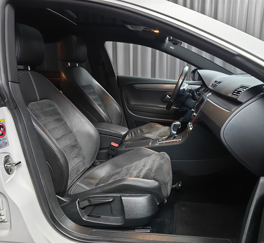 car 8