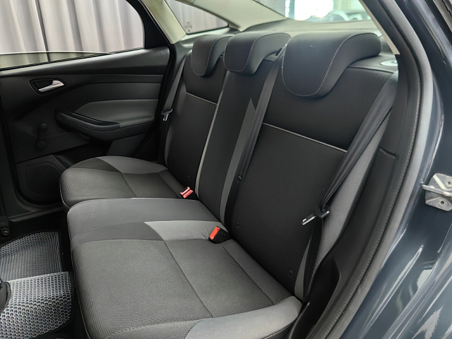 car 8