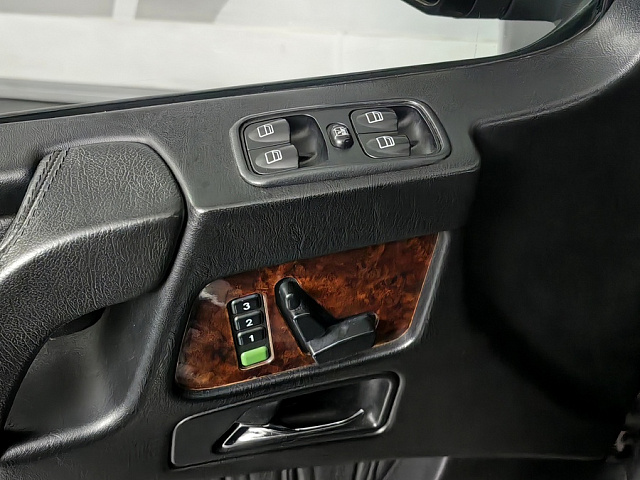 car 20