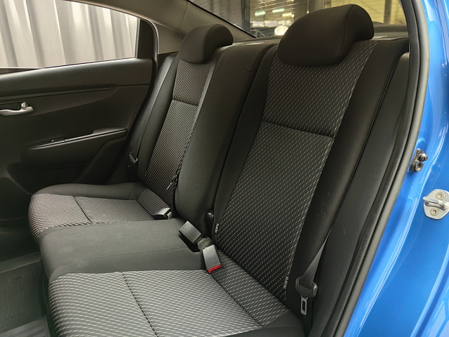 car 8