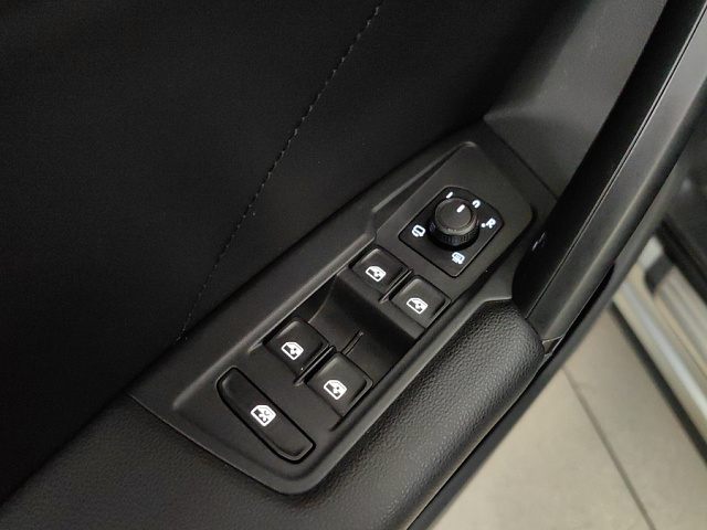 car 23