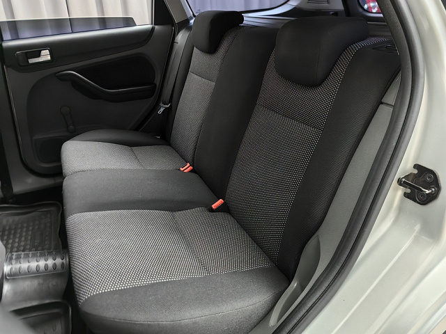 car 8