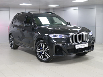 X7