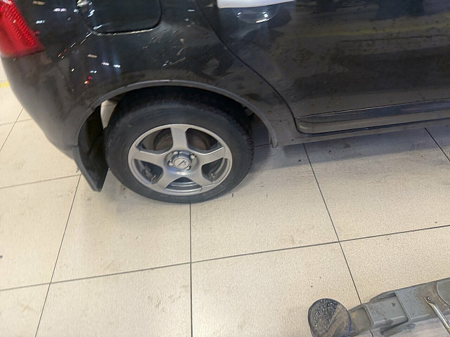 car 35
