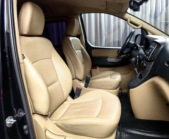 car 8