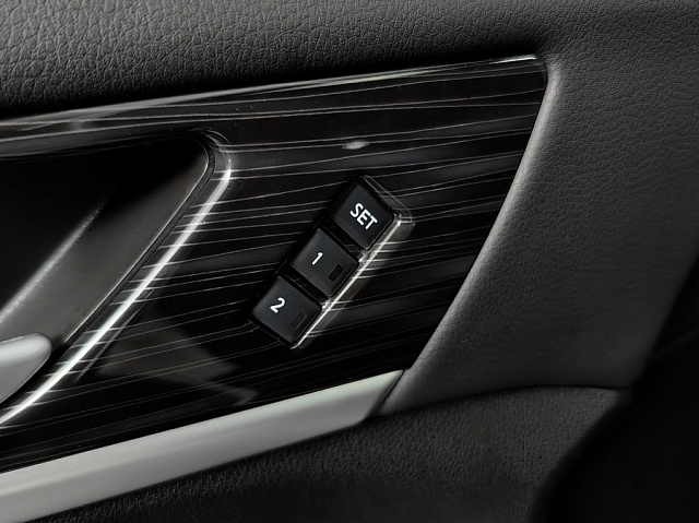 car 25