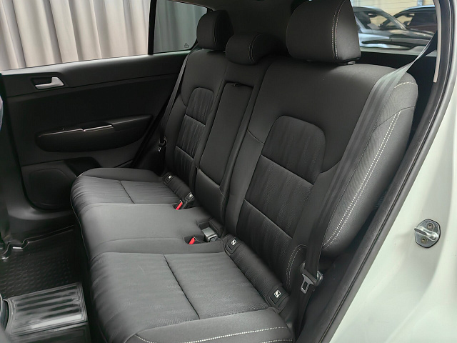 car 8