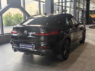 X4