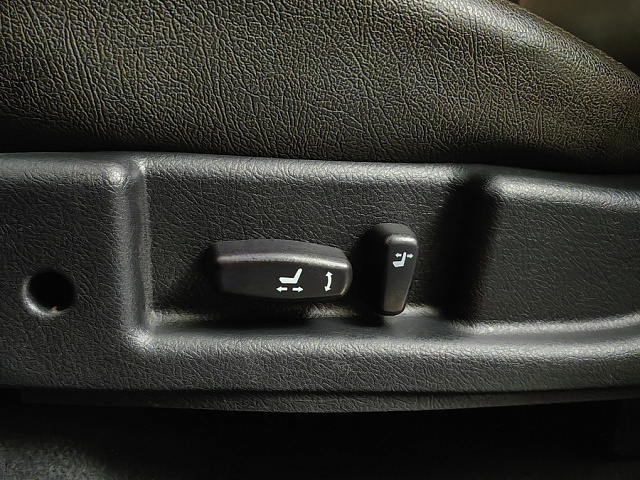car 23