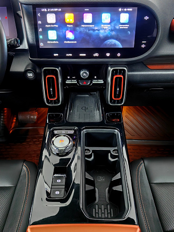 car 12