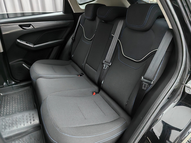 car 8