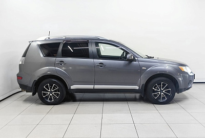 OUTLANDER