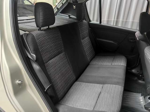 car 9