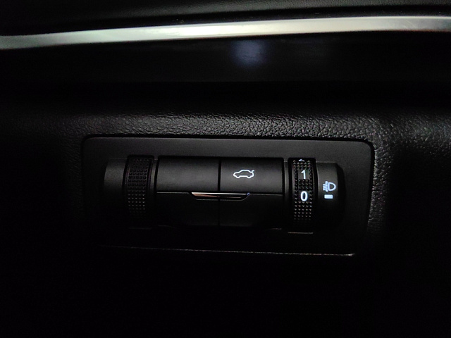car 23