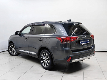 OUTLANDER
