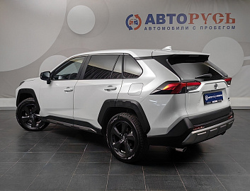 RAV4