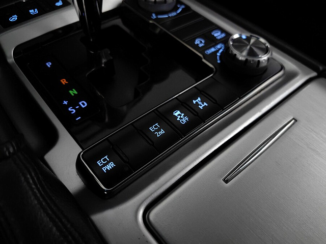 car 17