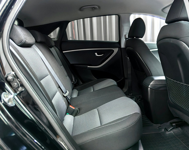 car 10